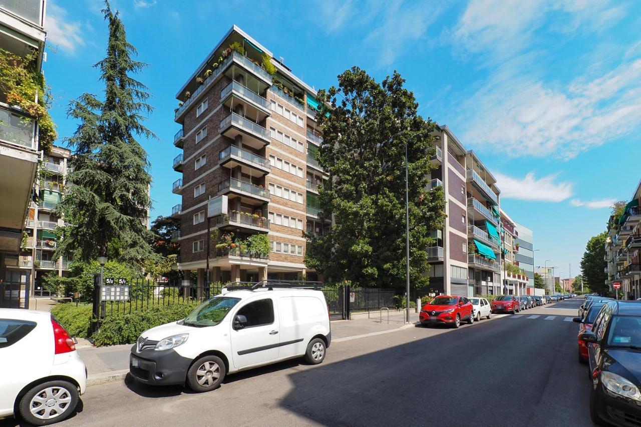 Primopiano - Tolmezzo Apartment Milan Luaran gambar